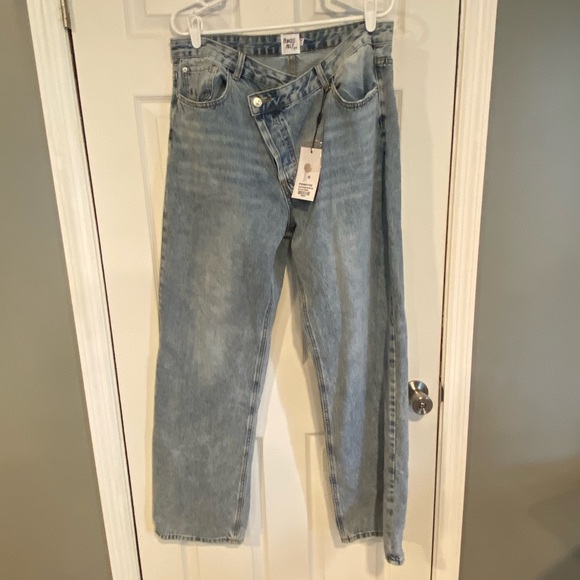 Holly Asymmetrical Straight Leg Jean Light Wash Denim Princess Polly - Picture 10 of 12